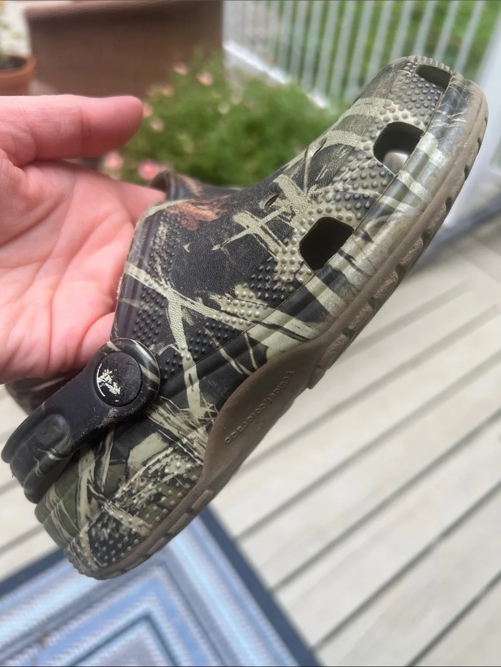 CROCS camo slip